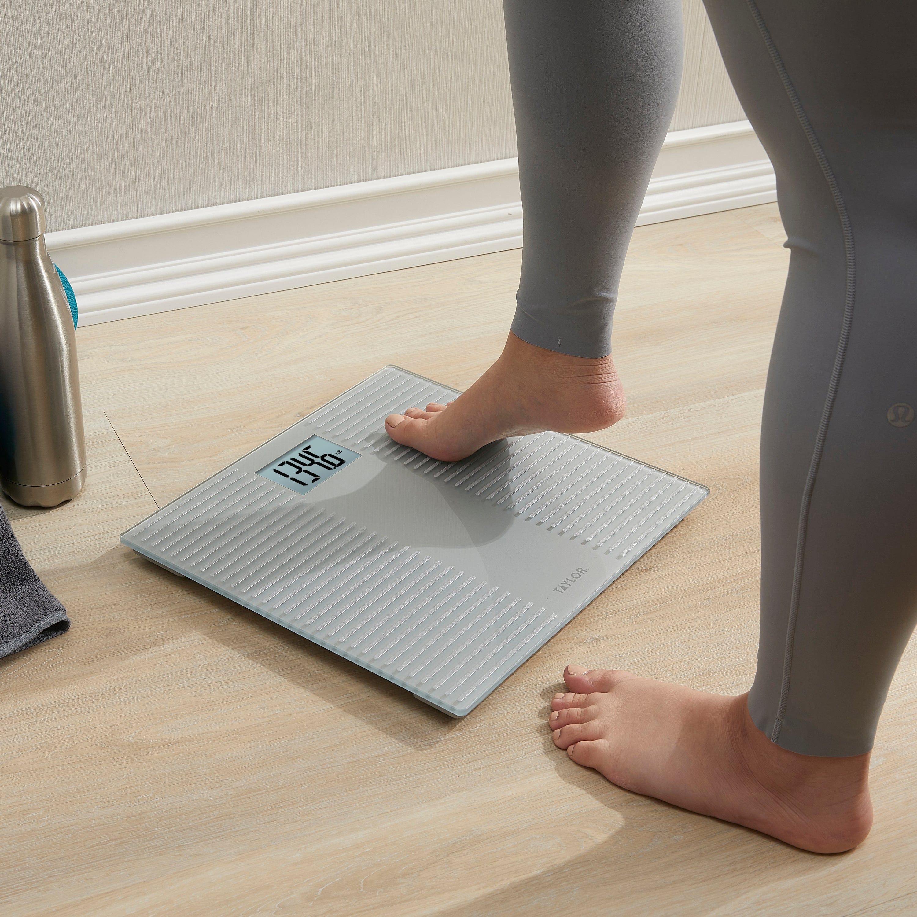 Digital Glass  Bath Scale with Silicone Platform - Image 2