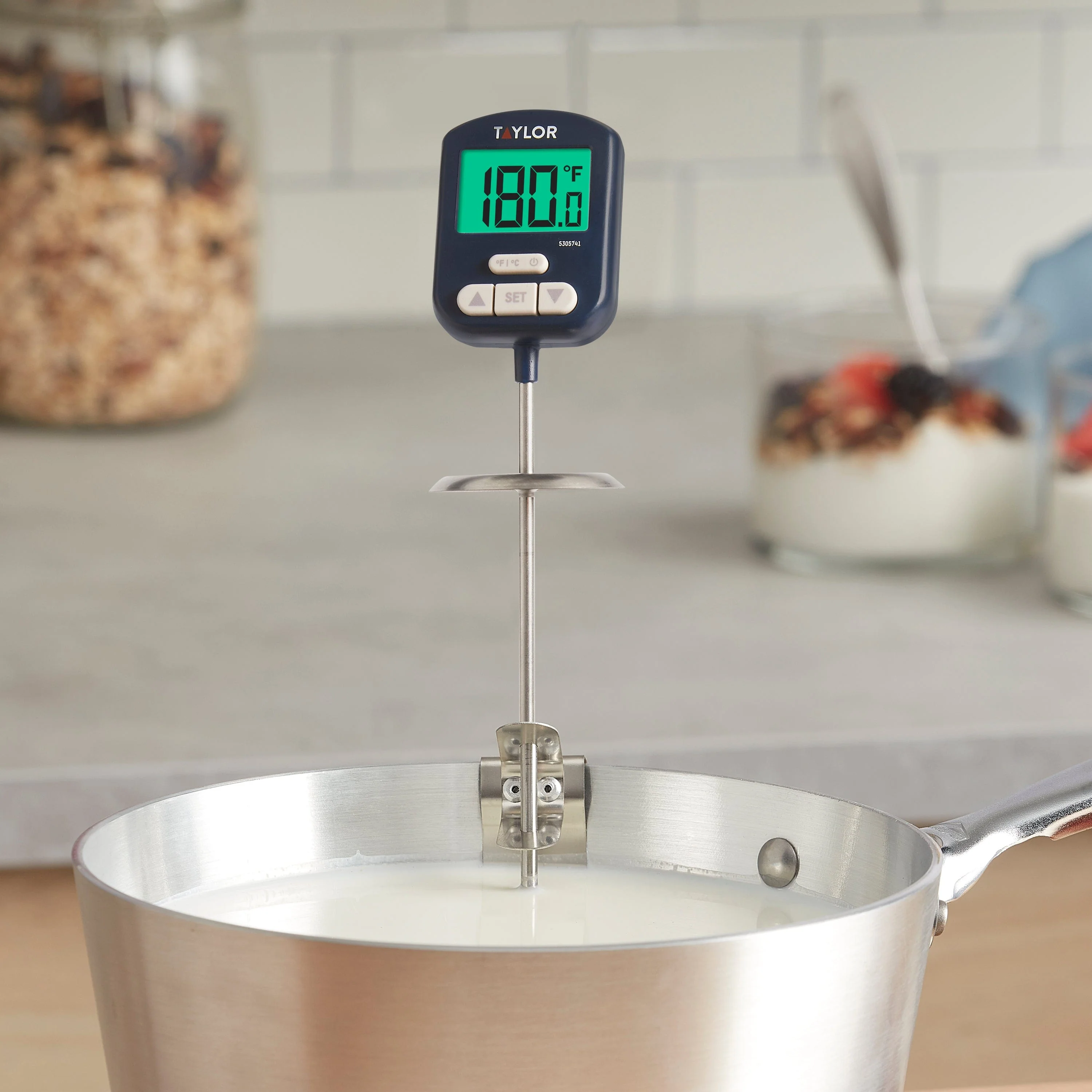 Digital Premium High Heat Resistant Candy Thermometer - Image 3