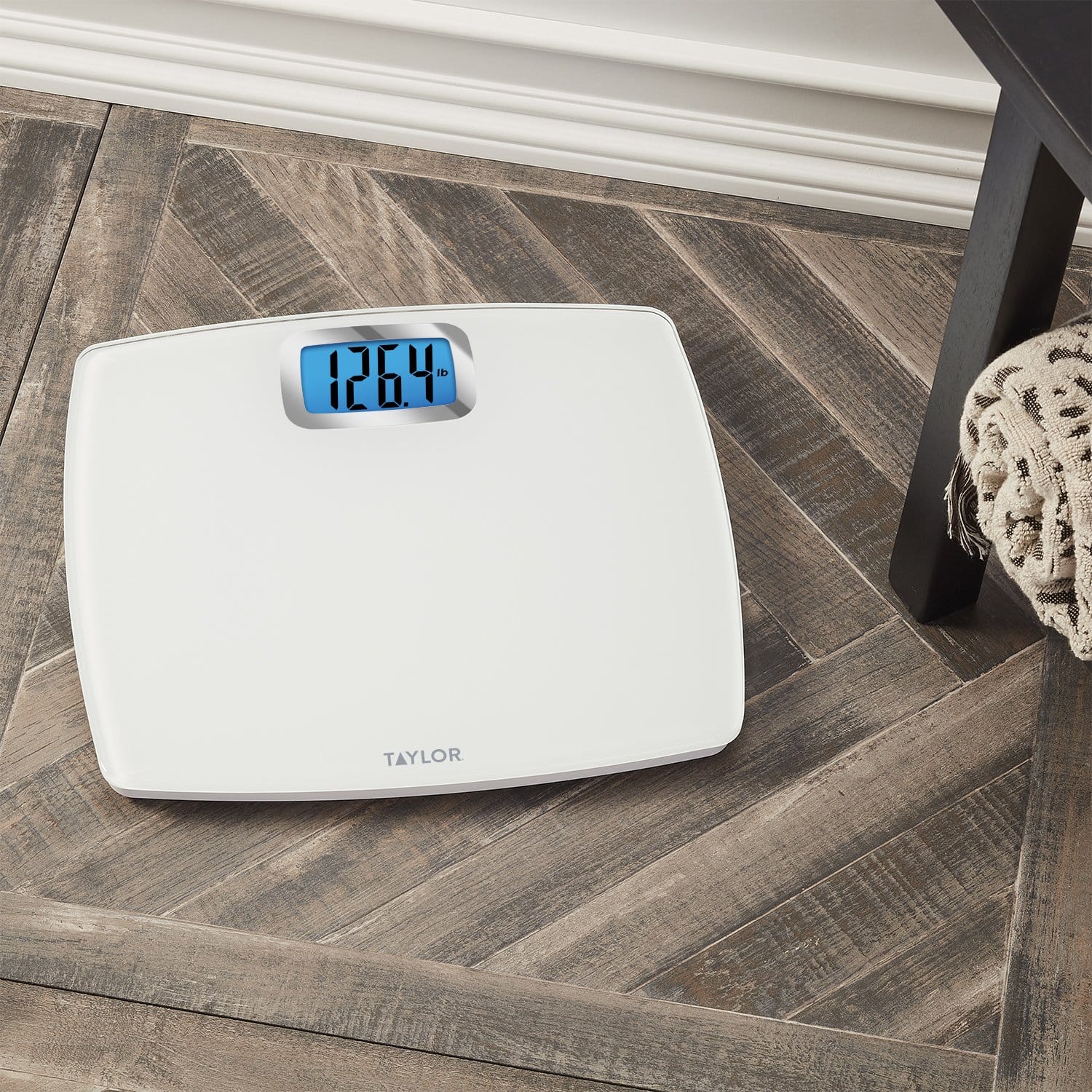 Pure White Digital Bathroom Scale - Image 3